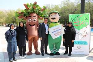 در سومین روز از هفته سلامت، مشارکت برون بخشی مرکز بهداشت شهدای والفجر با سازمان محیط زیست شیراز برگزار شد