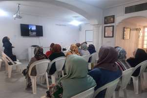 نشست آموزشی پیرامون مشکلات شایع سالمندی به سالمندان عضو کانون روزانه سروش 