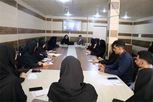 نشستی آموزشی پیرامون سالم سازی مشاغل سخت و زیان آور در کارگاه ها در مرکز بهداشت شهدای والفجر برگزار شد