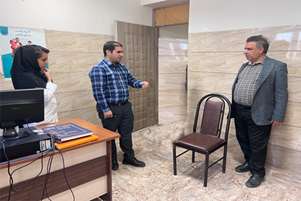 بازدید سرزده رئیس مرکز بهداشت شهدای والفجر از پایگاه خرید خدمت وزیرآباد