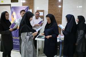 نمایشگاه «پیشگیری از خودکشی» در مرکز بهداشت شهدای والفجر برپا شد