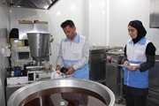 نظارت بازرسان بهداشت محیط مرکز بهداشت شهدای والفجر از یک واحد ساندویچی در شهر شیراز